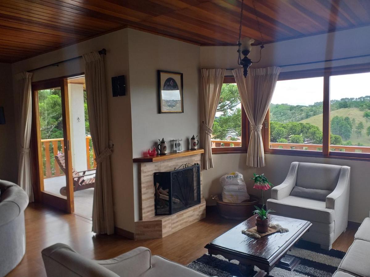 Zanzarini House Villa Campos do Jordao Room photo